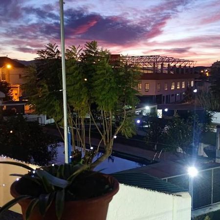 Apartamento Huerta Nueva Малага Экстерьер фото